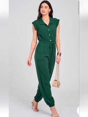 Gilli Sleeveless Button-Front Forest Green Jumpsuit